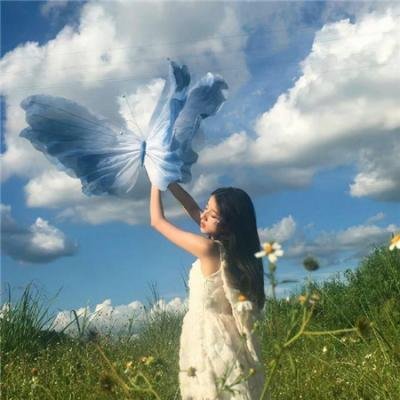 头部网红又出大瓜：官宣恋情引爆服务器，评论区彻底沦陷，长达一周
